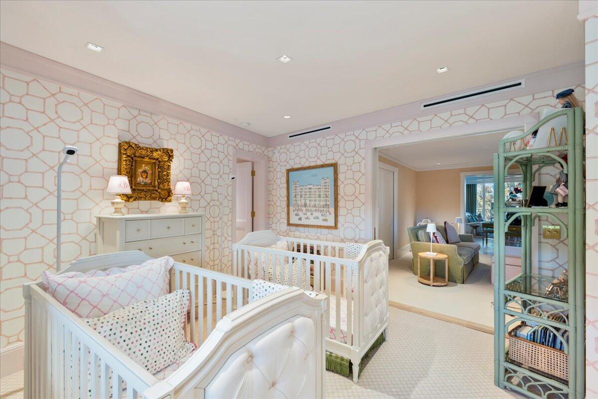 100 Royal Palm Way G3 | Palm Beach Oceanfront