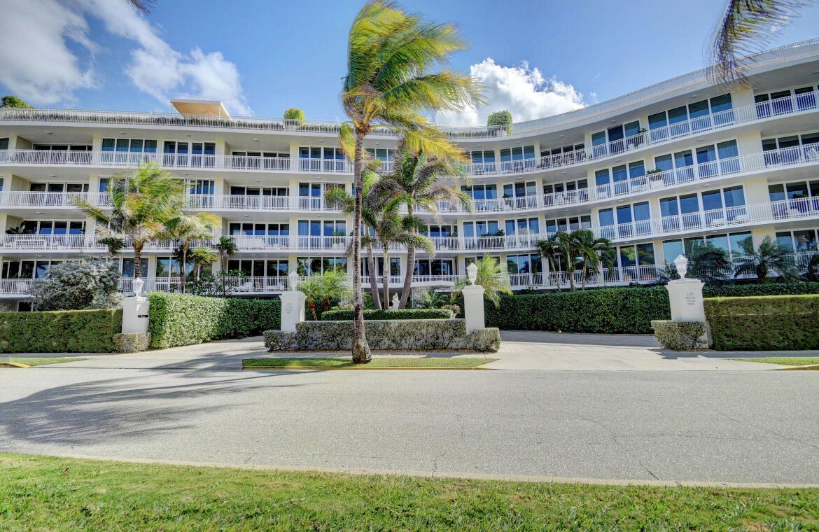 100 Royal Palm Way G3 | Palm Beach Oceanfront