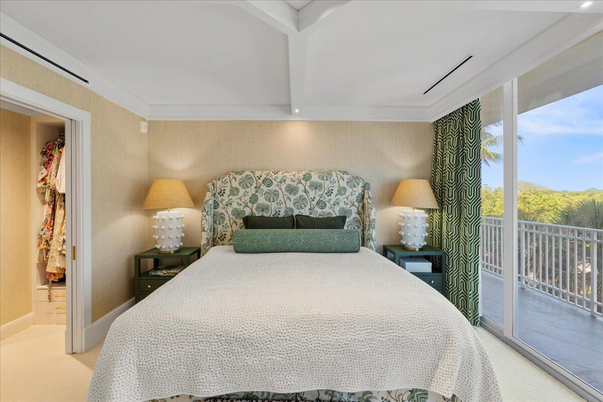 100 Royal Palm Way G3 | Palm Beach Oceanfront