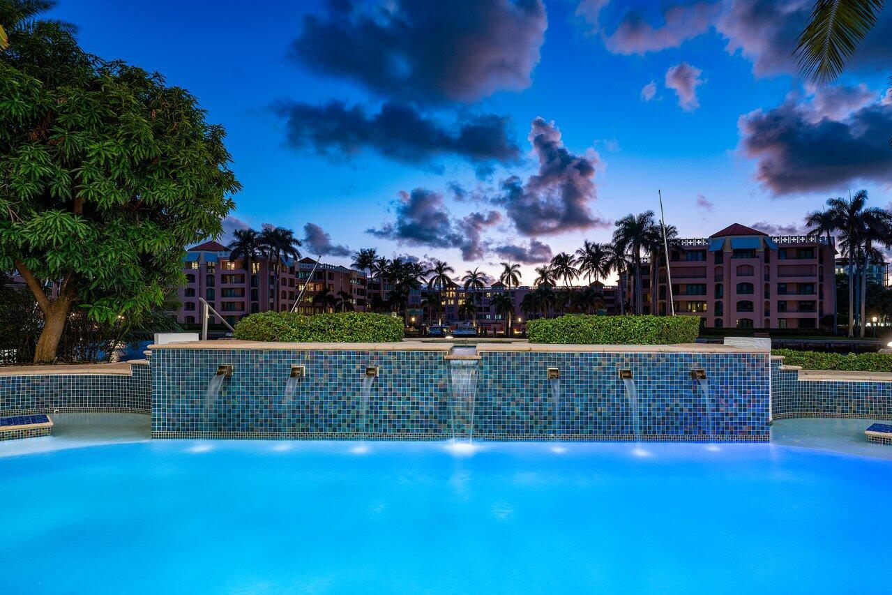 155 SE Spanish Trail