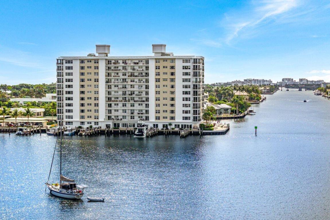 400 Seasage Drive 603