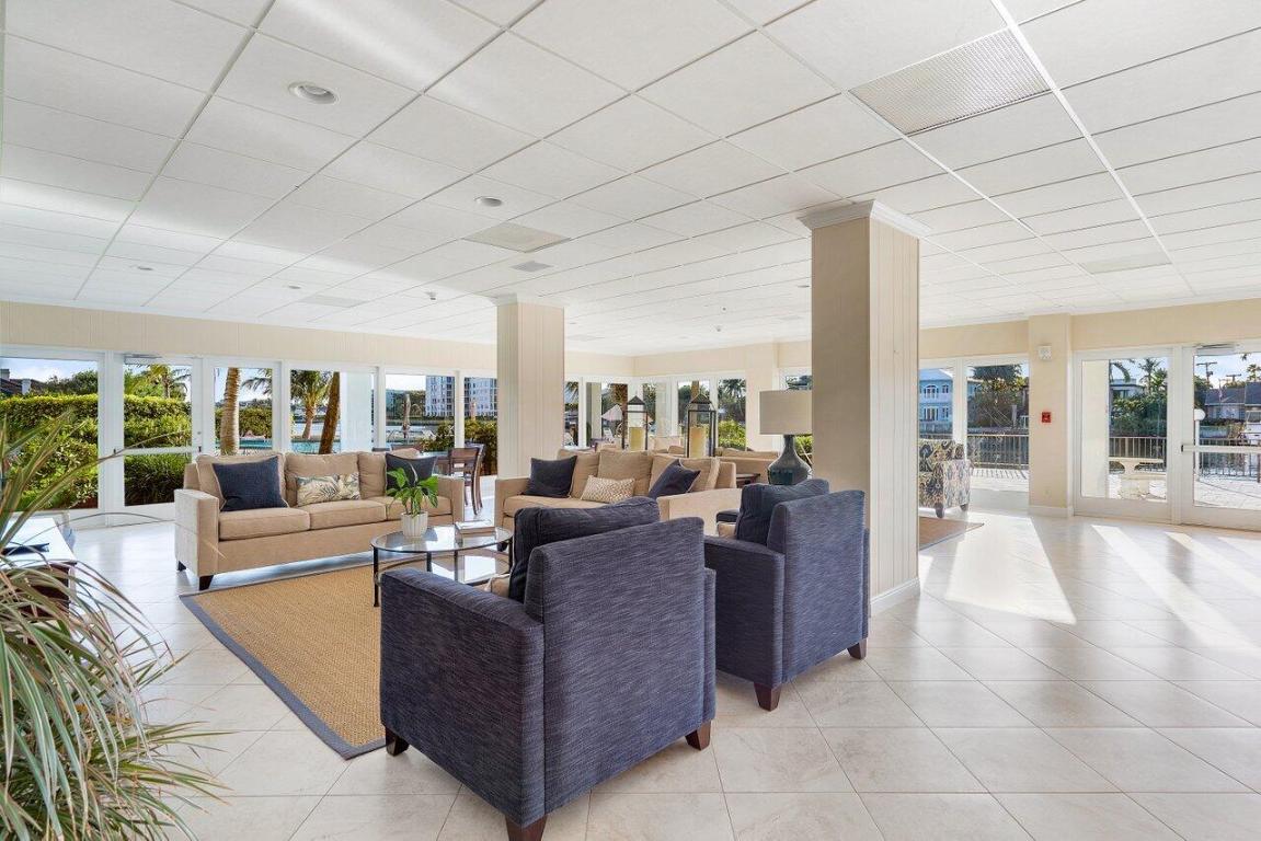 400 Seasage Drive 603