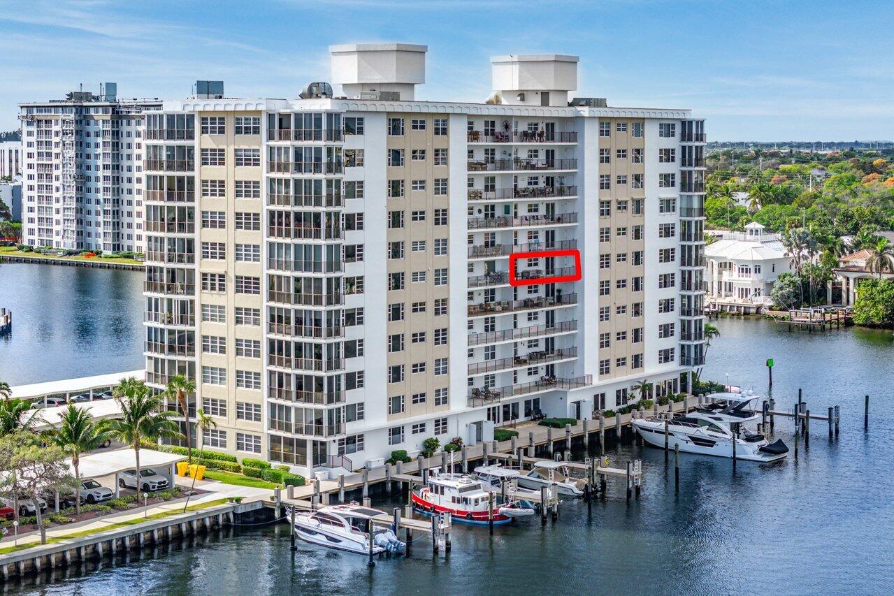 400 Seasage Drive 603