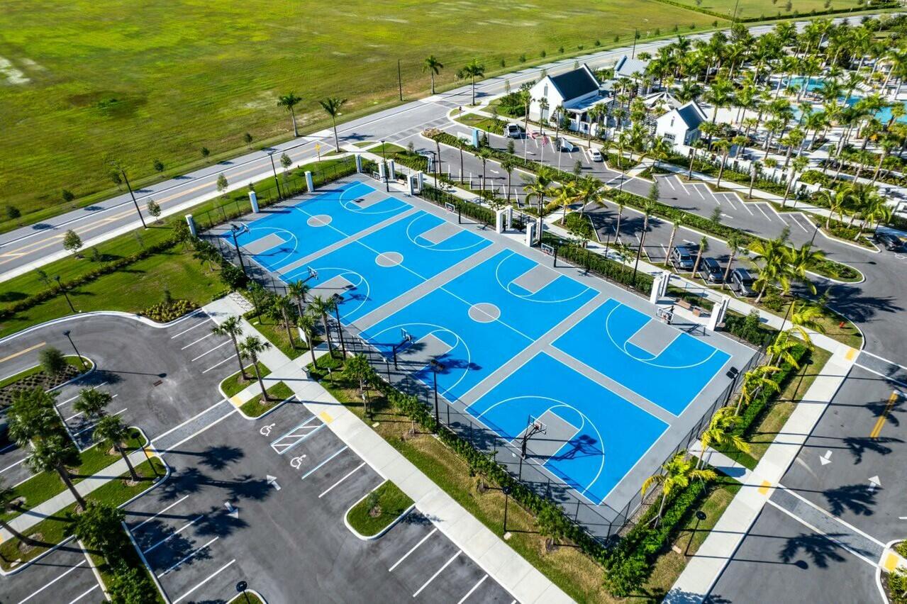 15150 Goldfinch Circle