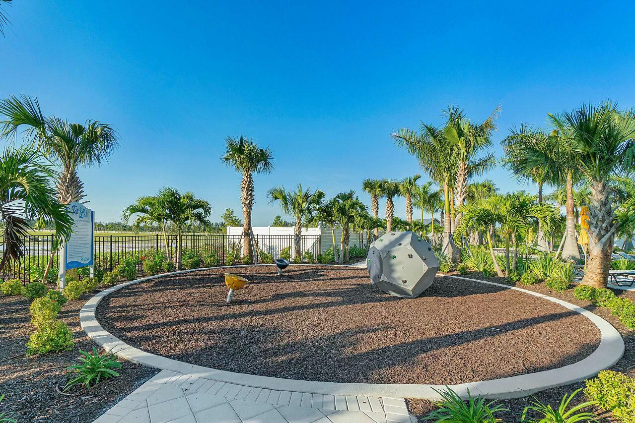 15150 Goldfinch Circle