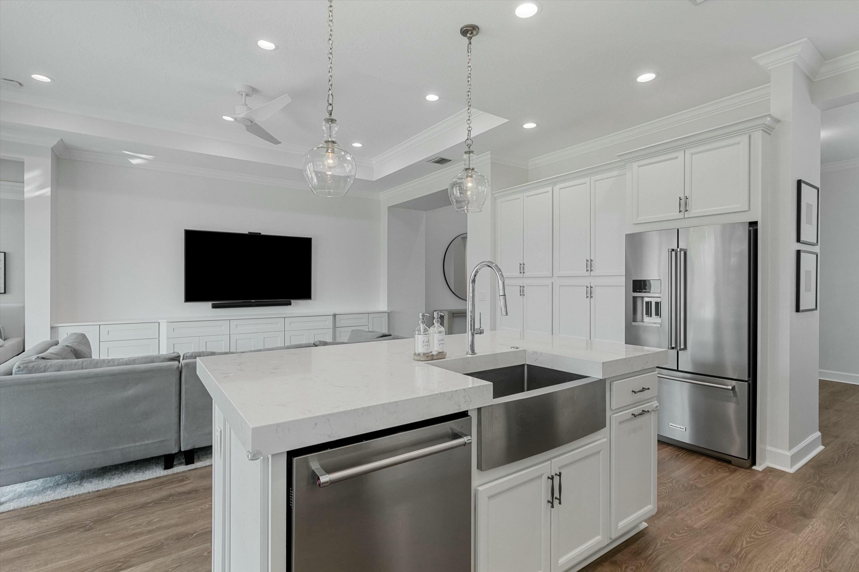 15150 Goldfinch Circle