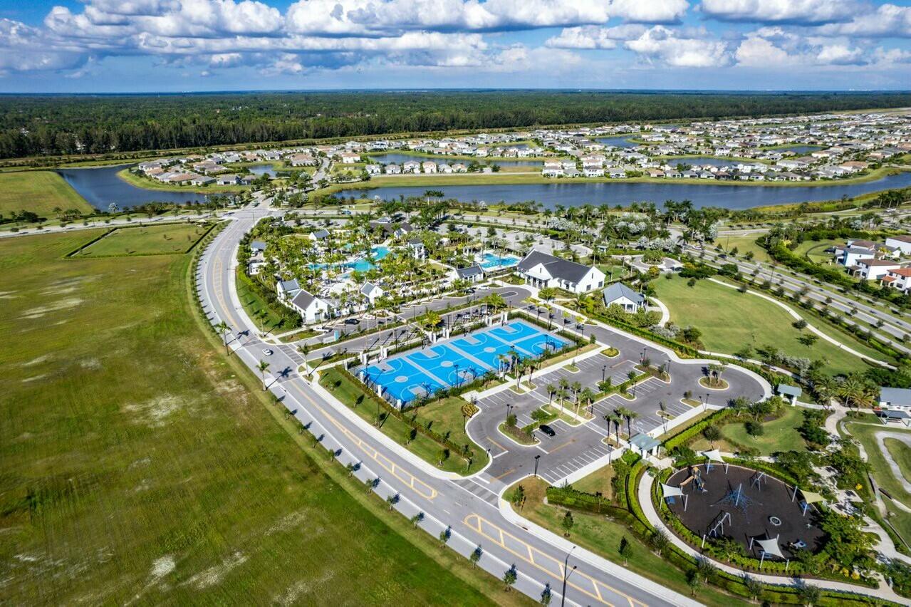 15150 Goldfinch Circle