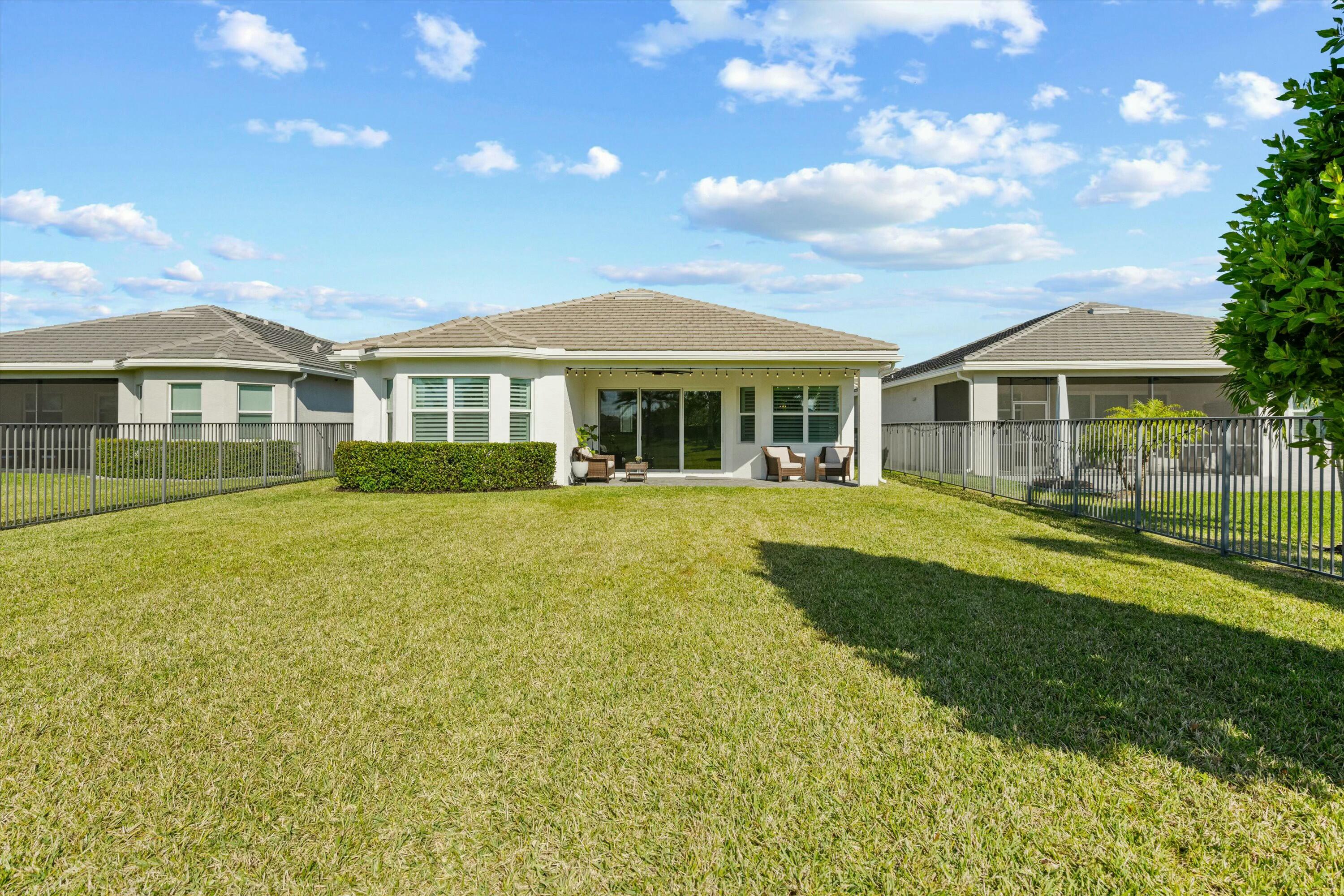 15150 Goldfinch Circle