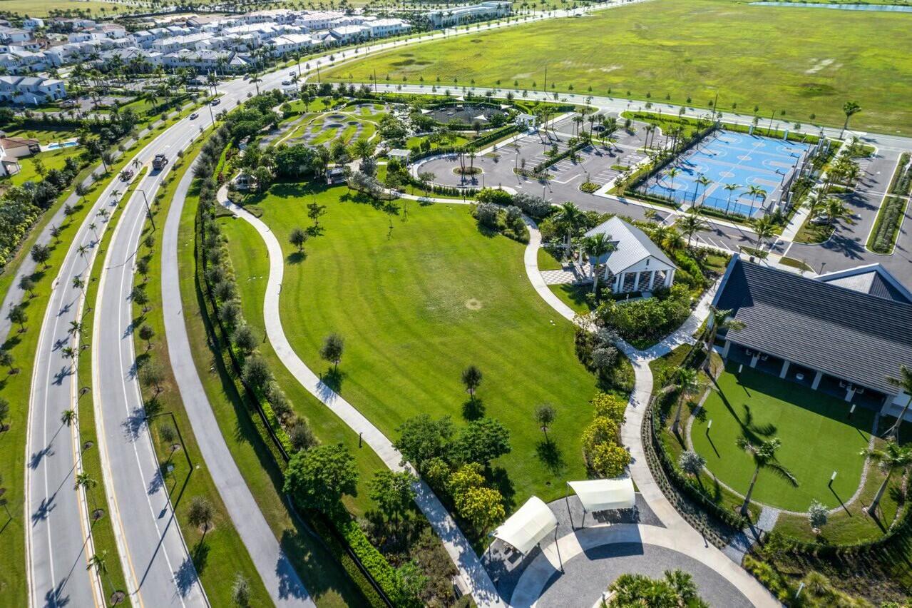 15150 Goldfinch Circle