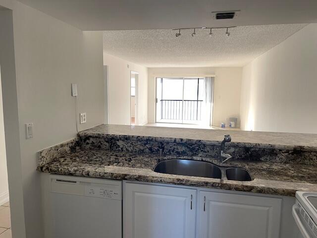 905 Southridge Road 204c