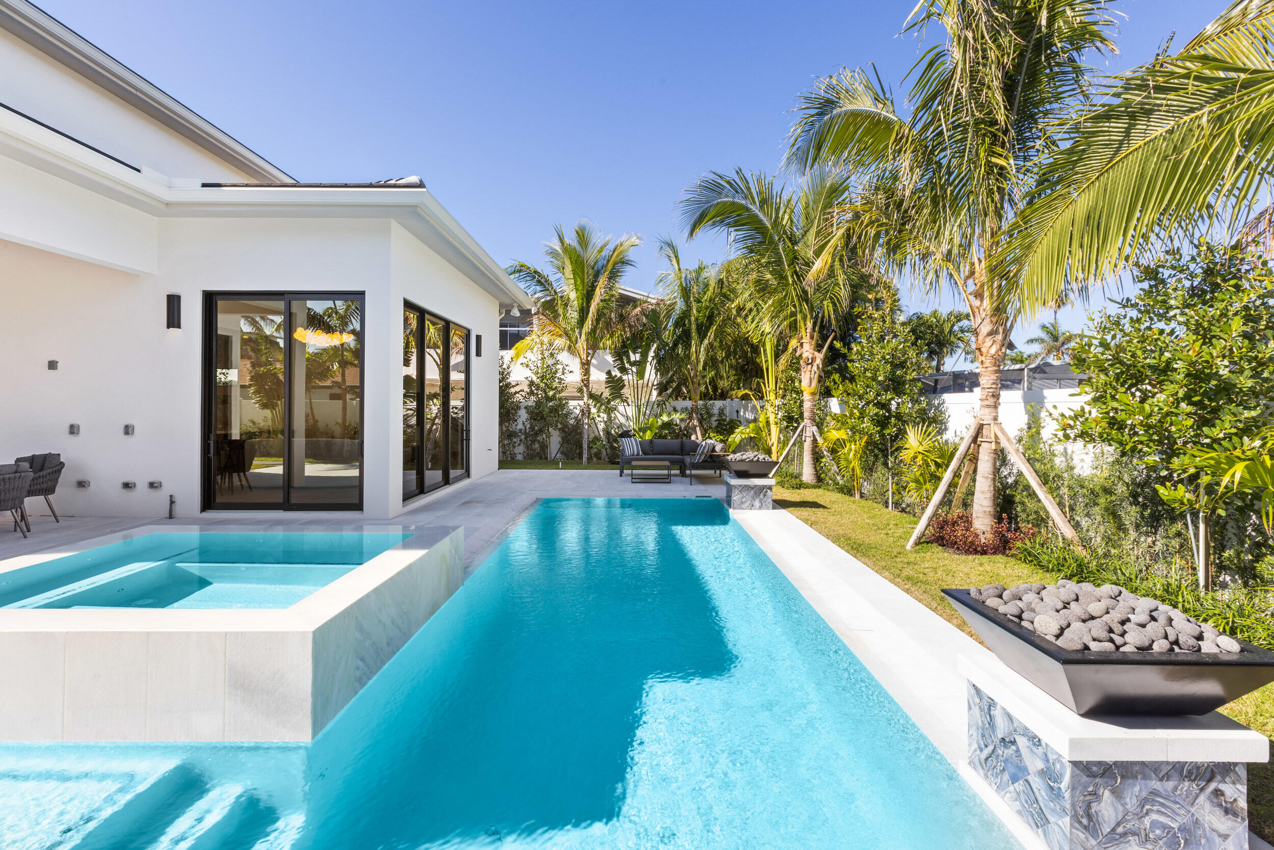 231 Inlet Way
