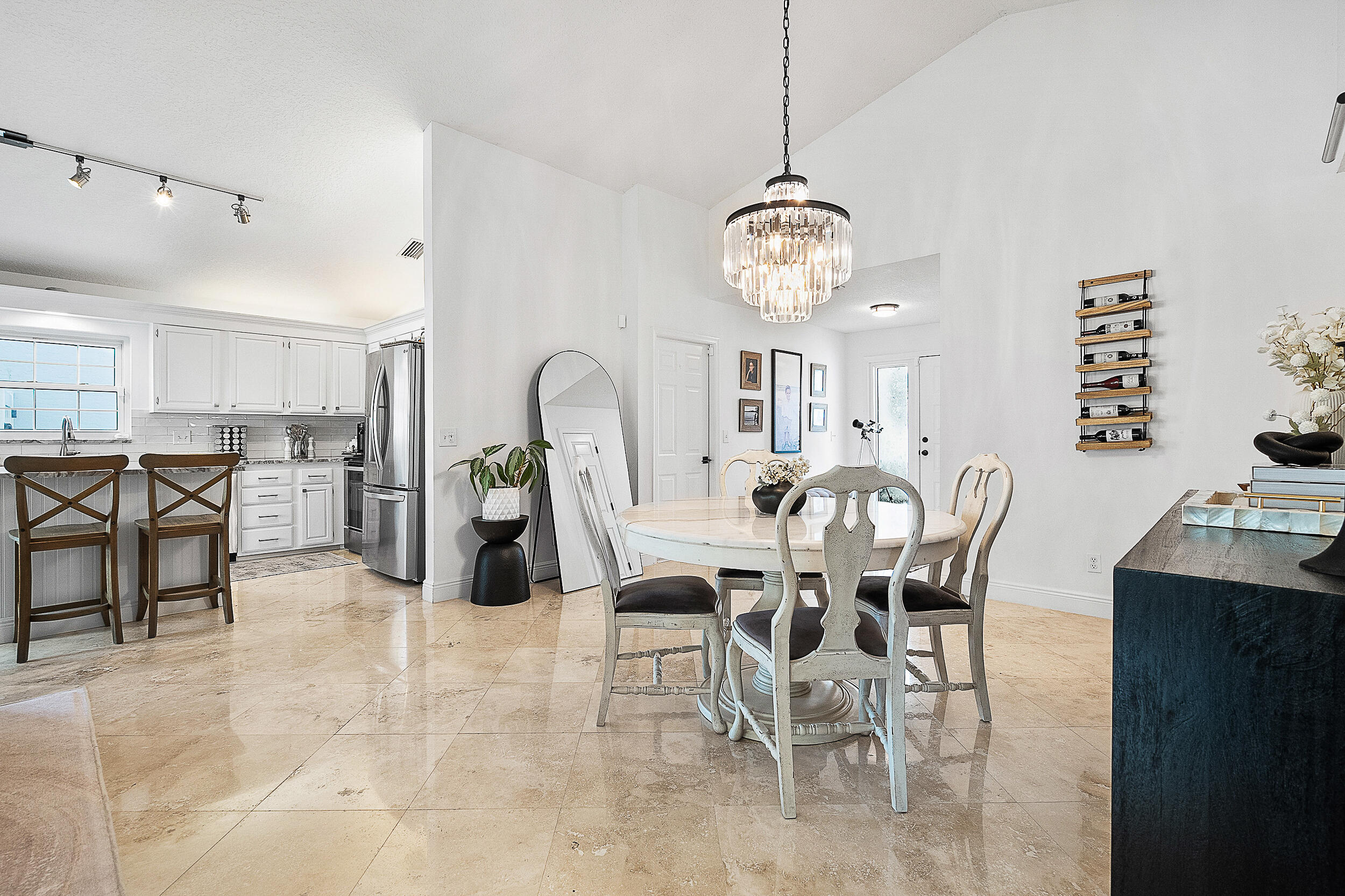 227 Moccasin Trail
