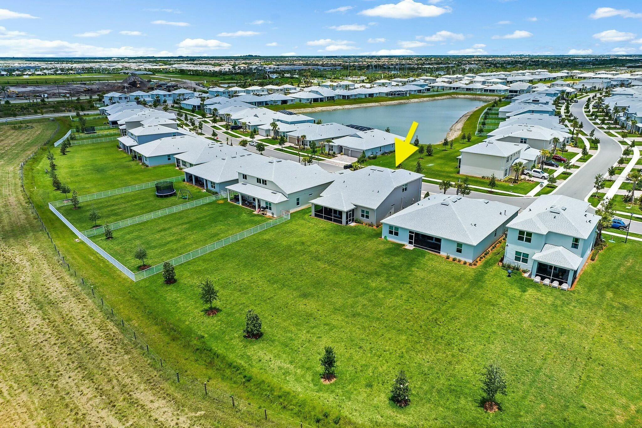 10312 SW Green Turtle Lane