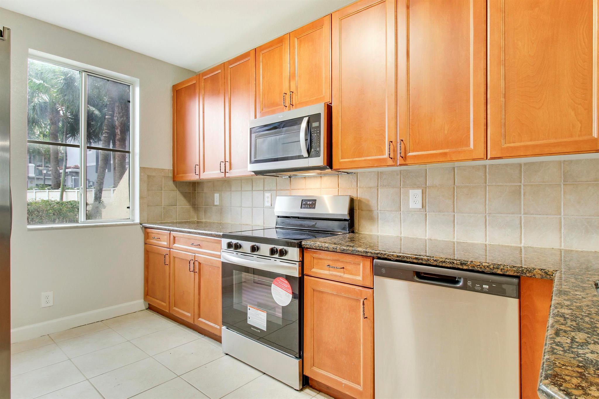 411 Bayfront Drive