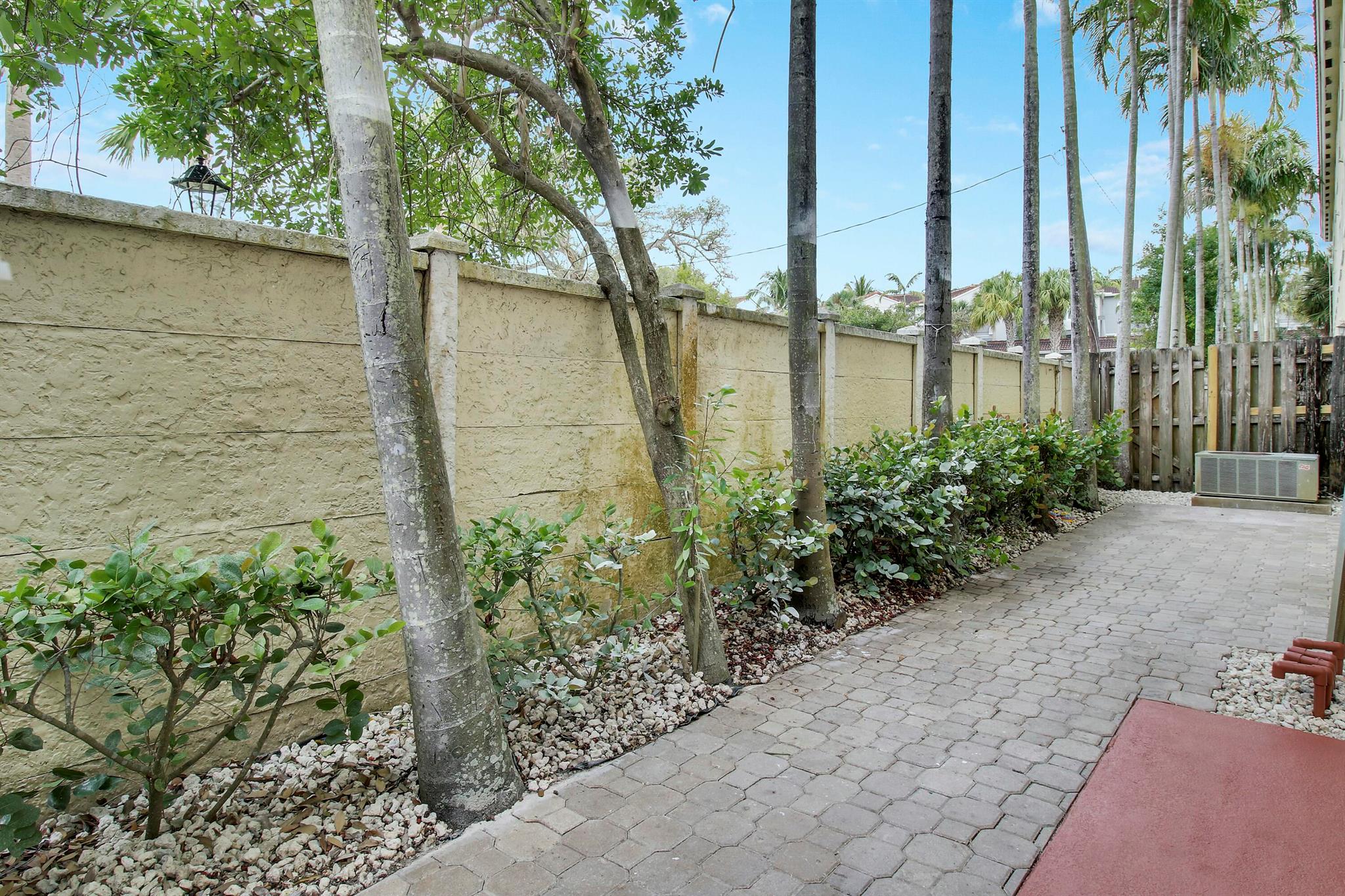 411 Bayfront Drive