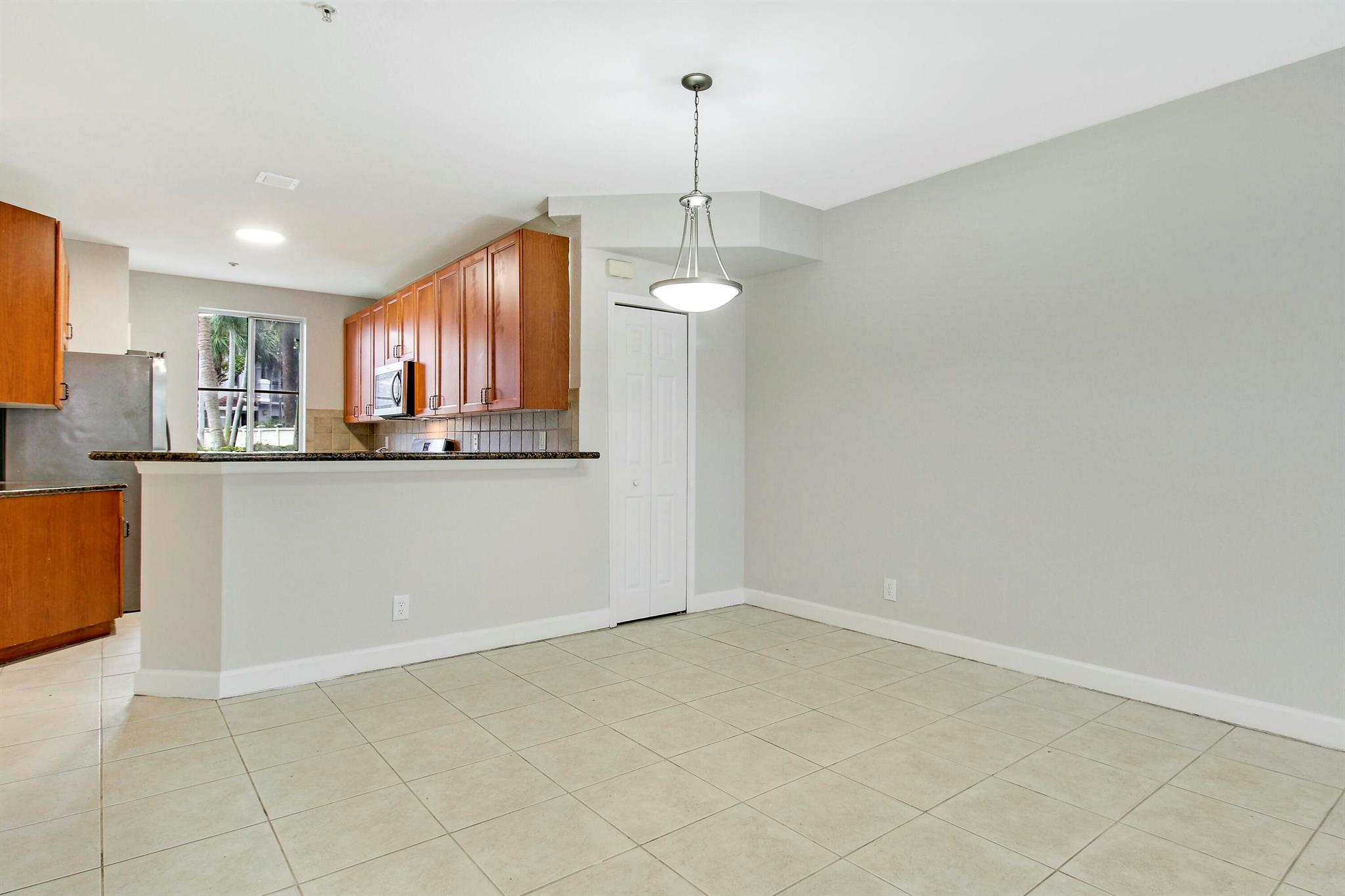 411 Bayfront Drive