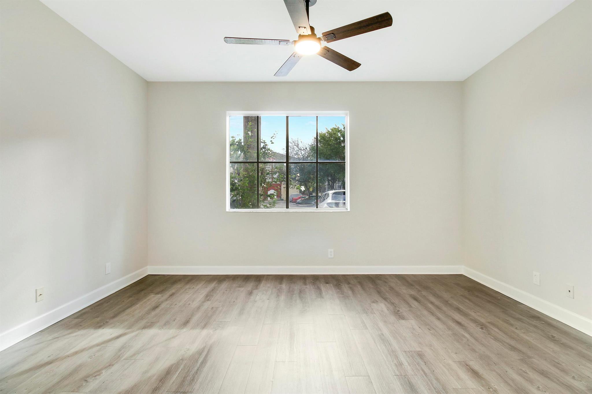 411 Bayfront Drive