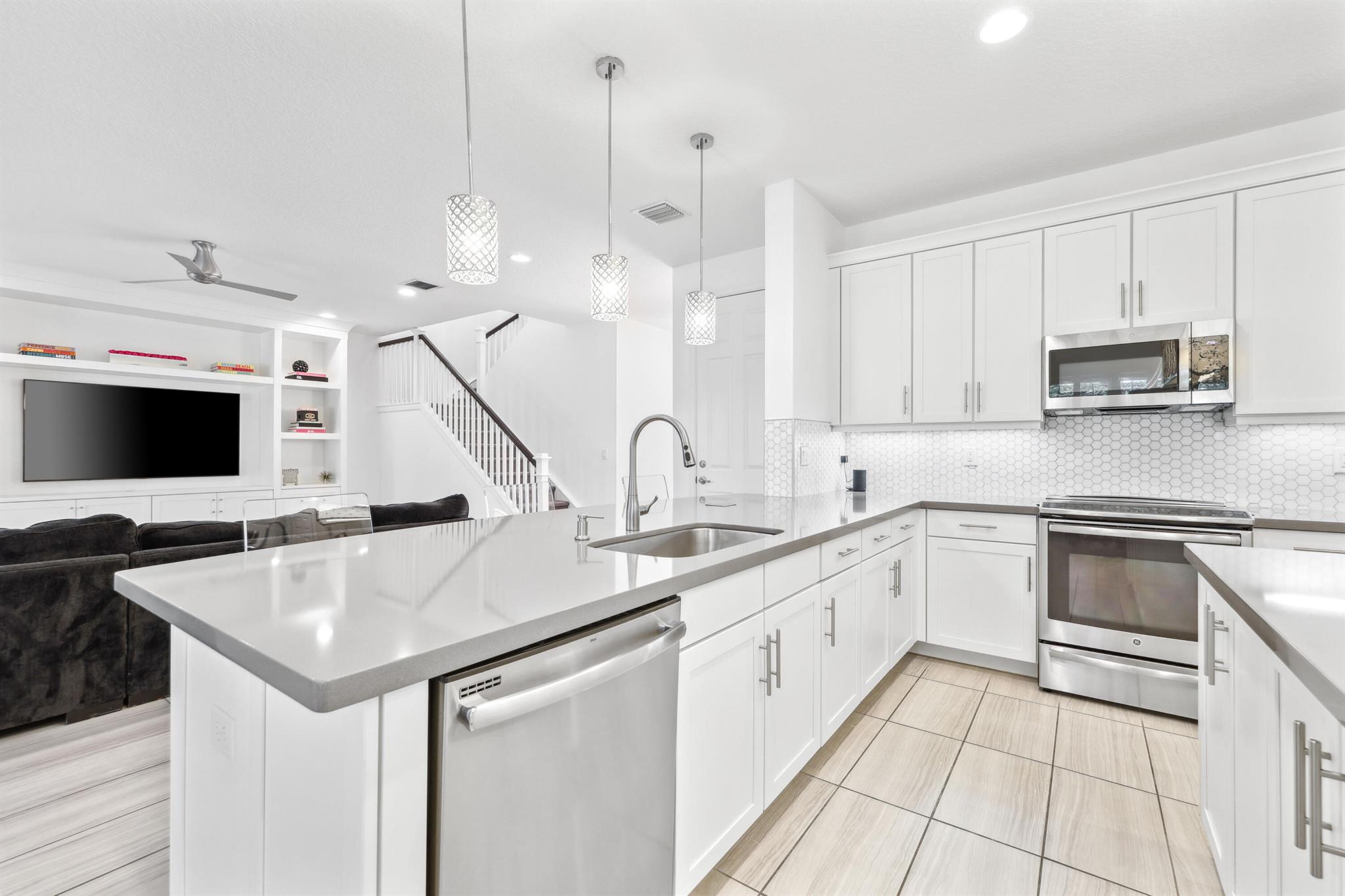 14542 White Jade Terrace