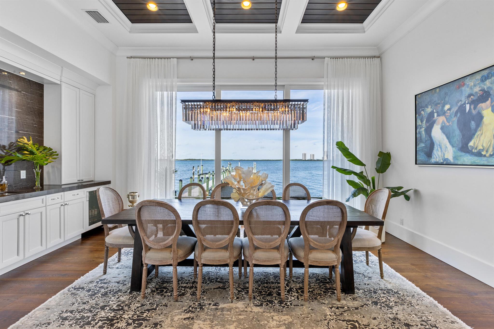 1030 Pine Point Road