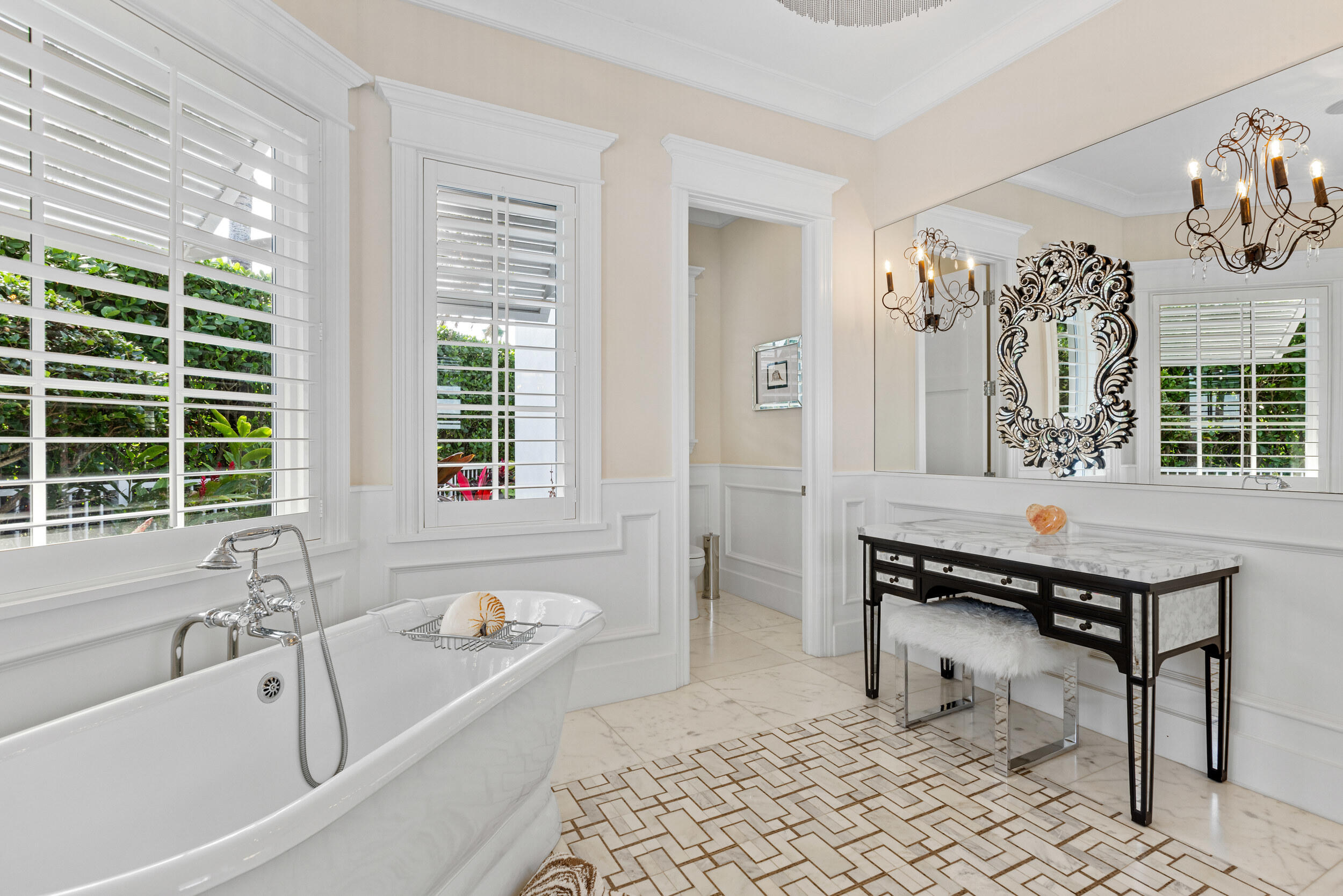 1030 Pine Point Road