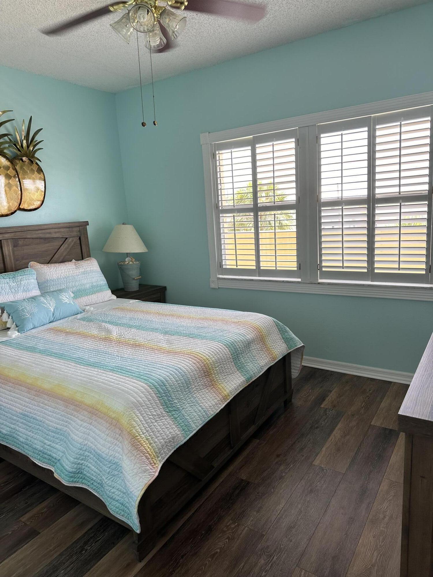 1100 Pinellas Bayway S J3