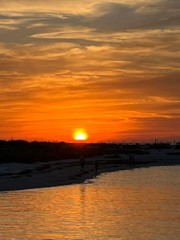 1100 Pinellas Bayway S J3