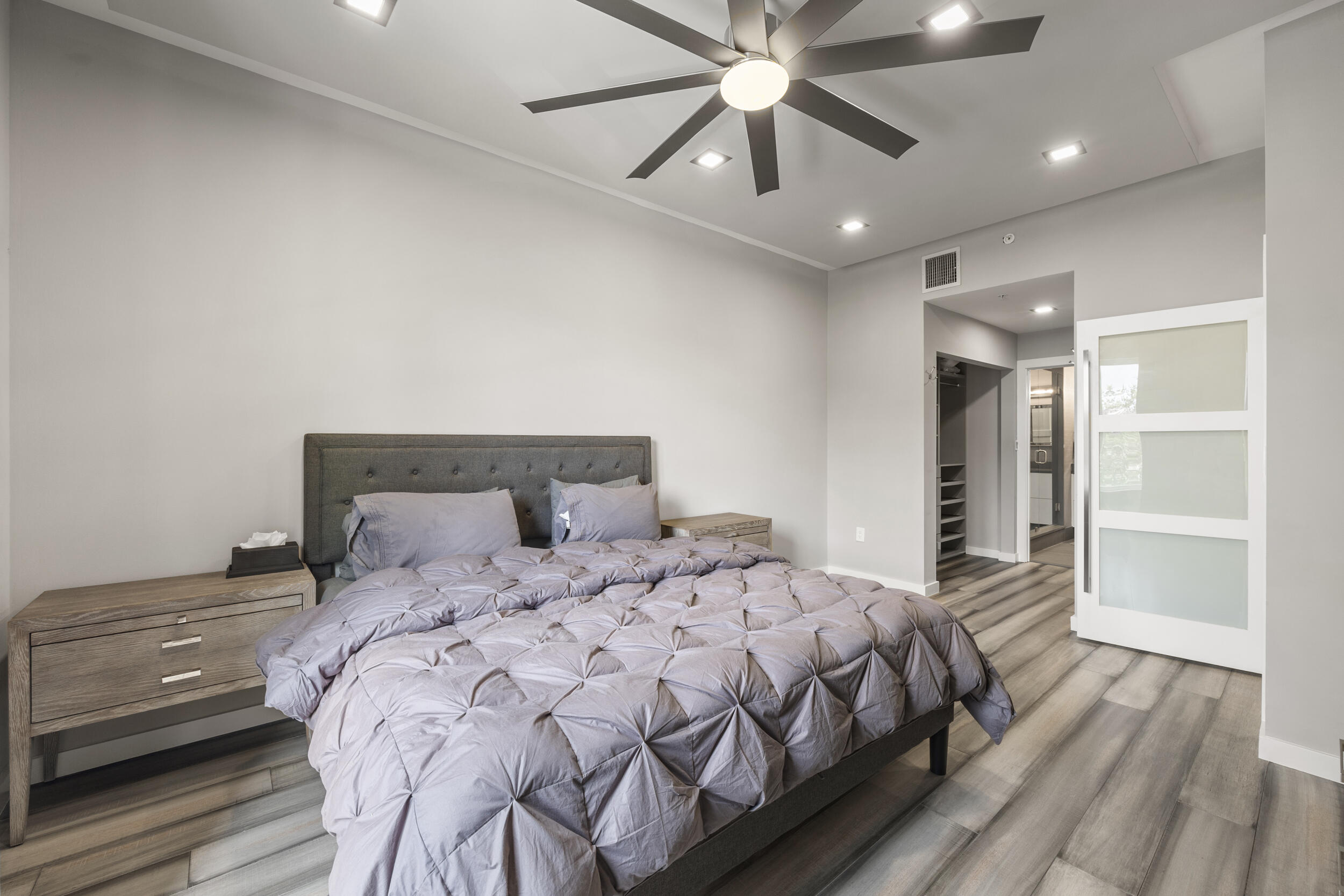 1155 Main 202 Street 202