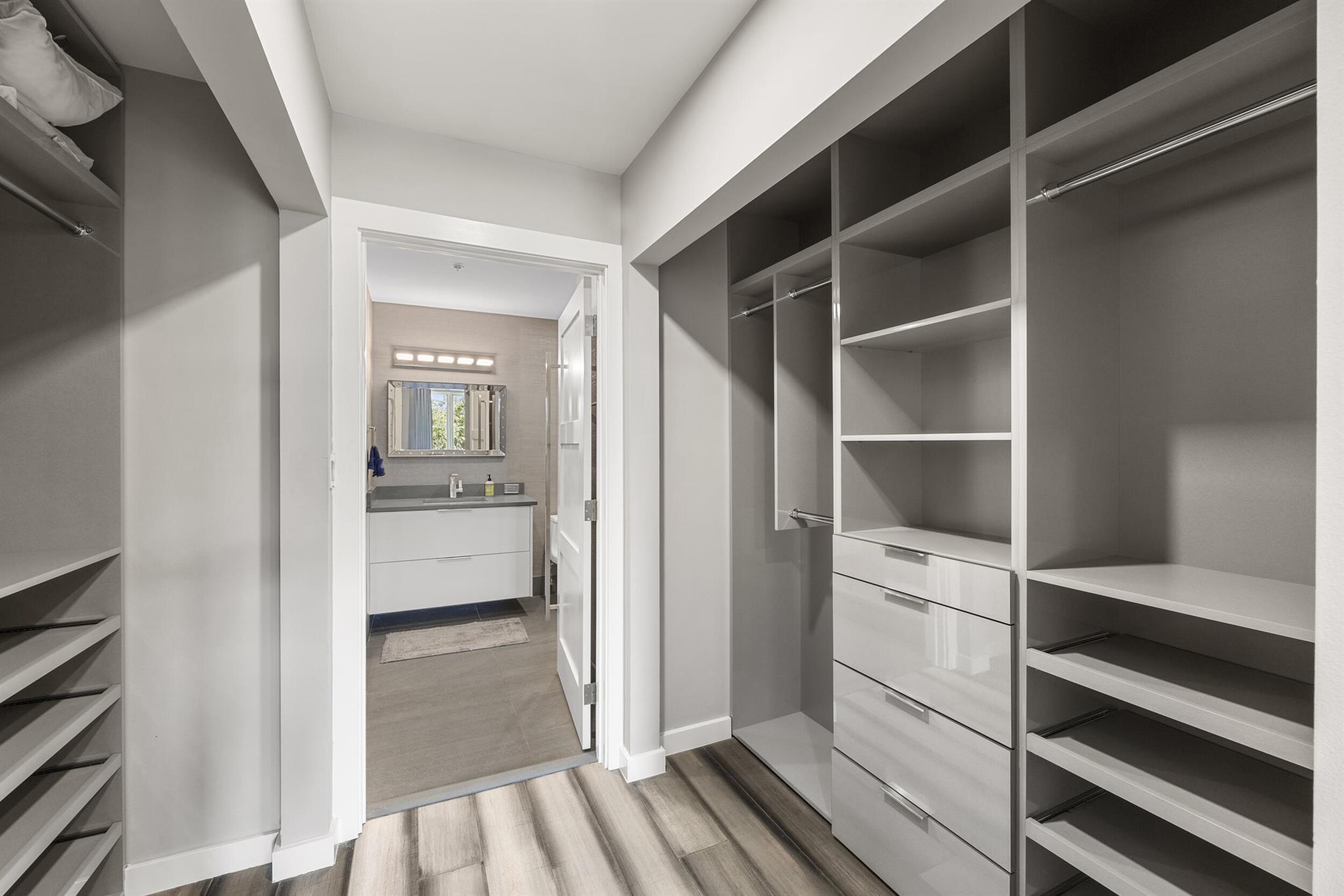 1155 Main 202 Street 202