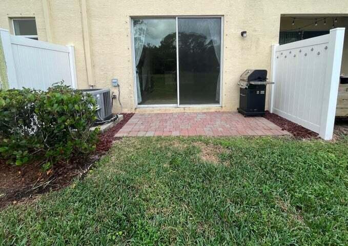 9673 SW Purple Martin Way