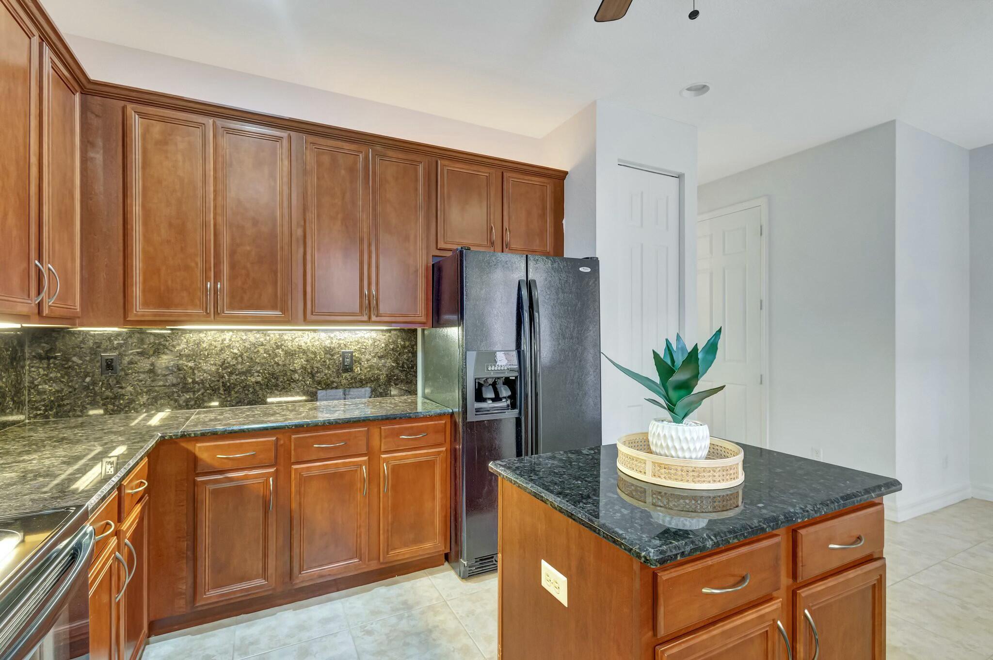 126 Lismore Lane
