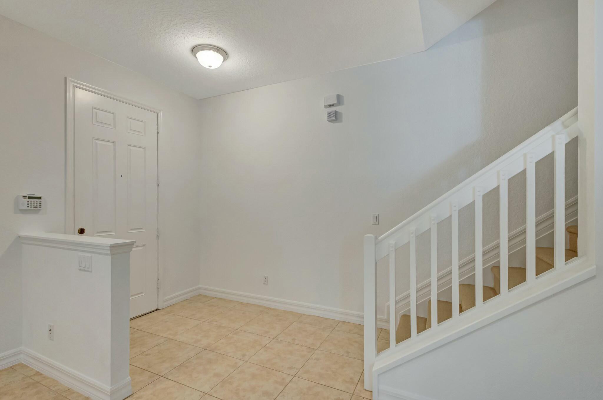 126 Lismore Lane