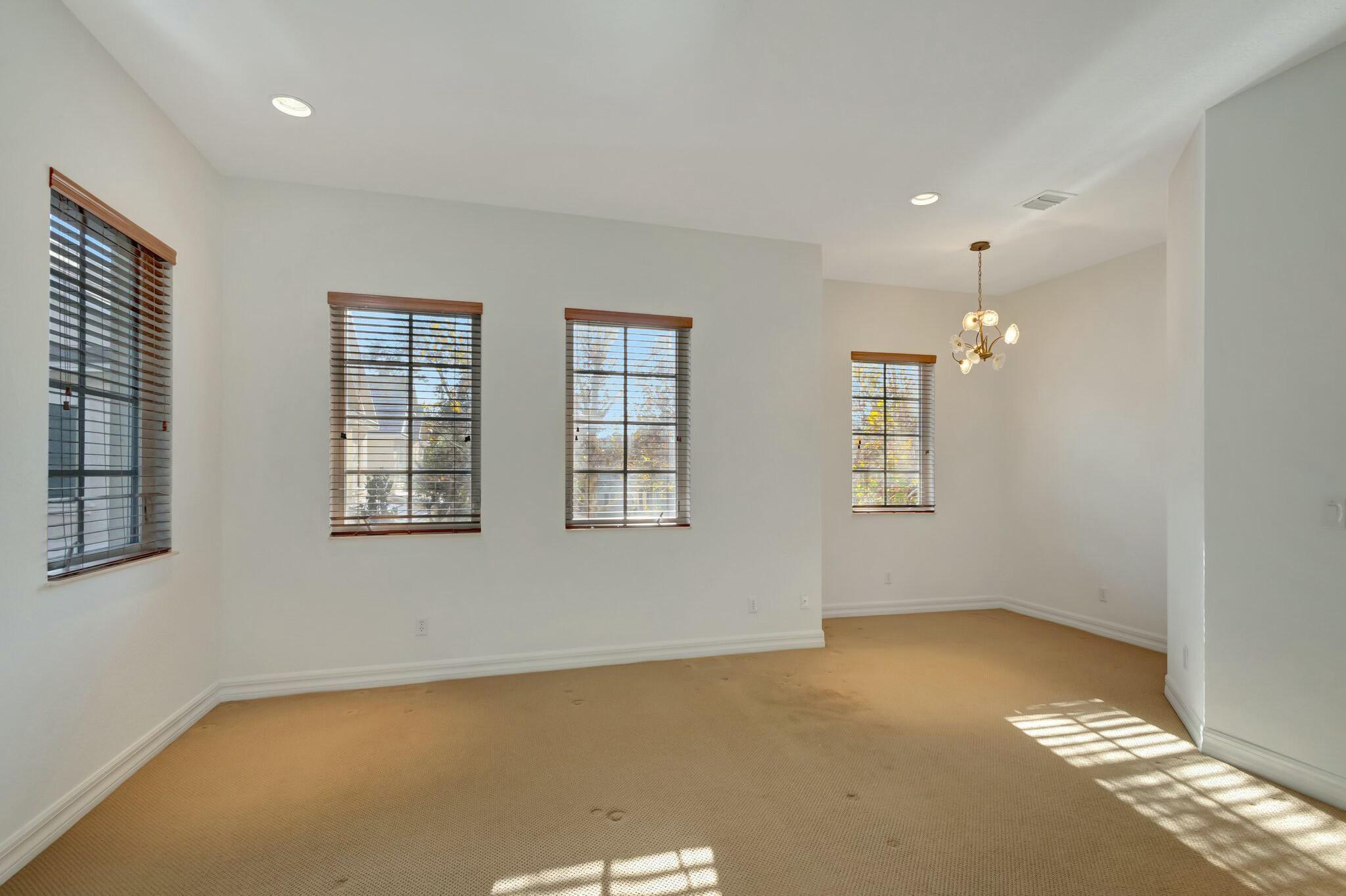 126 Lismore Lane