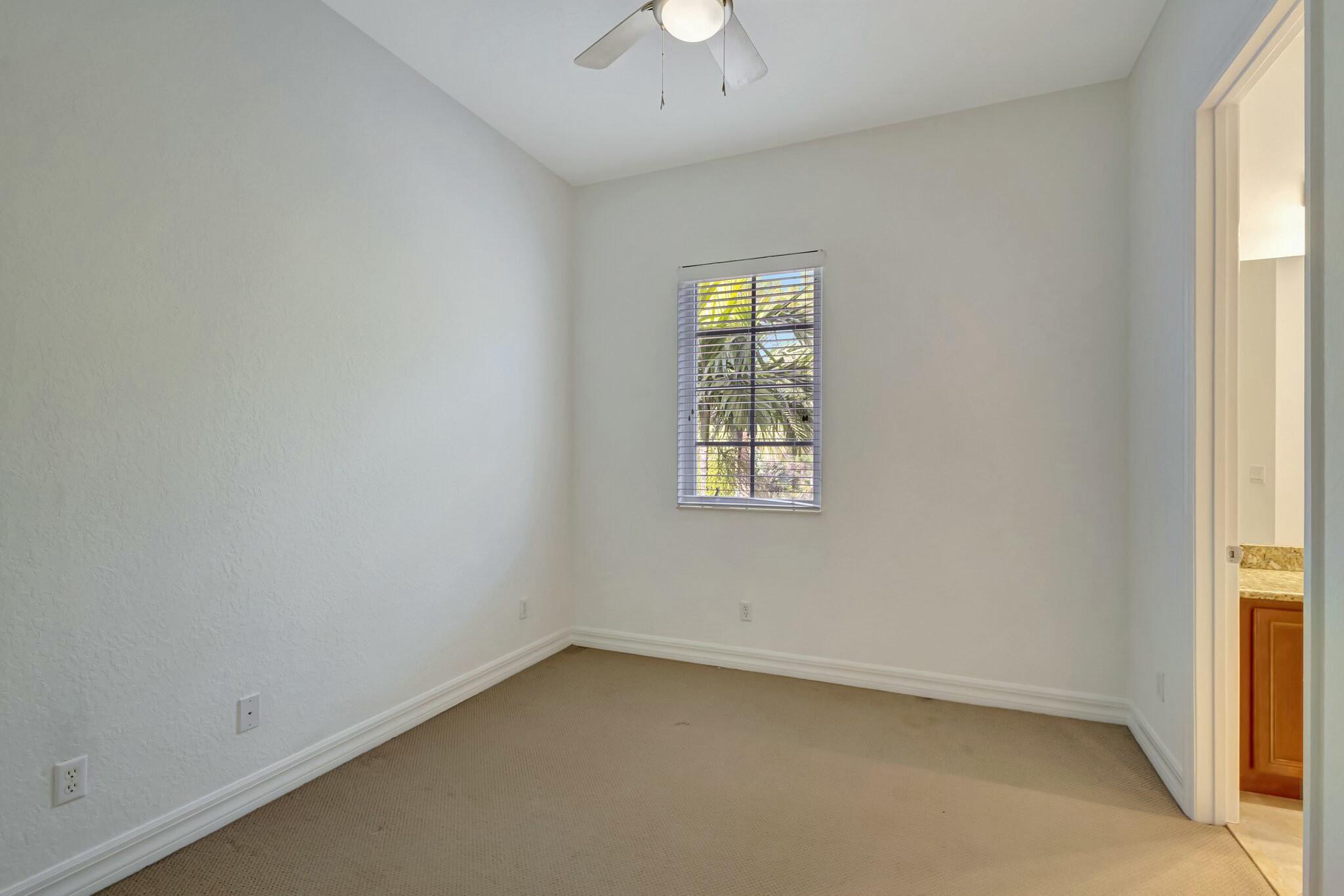 126 Lismore Lane