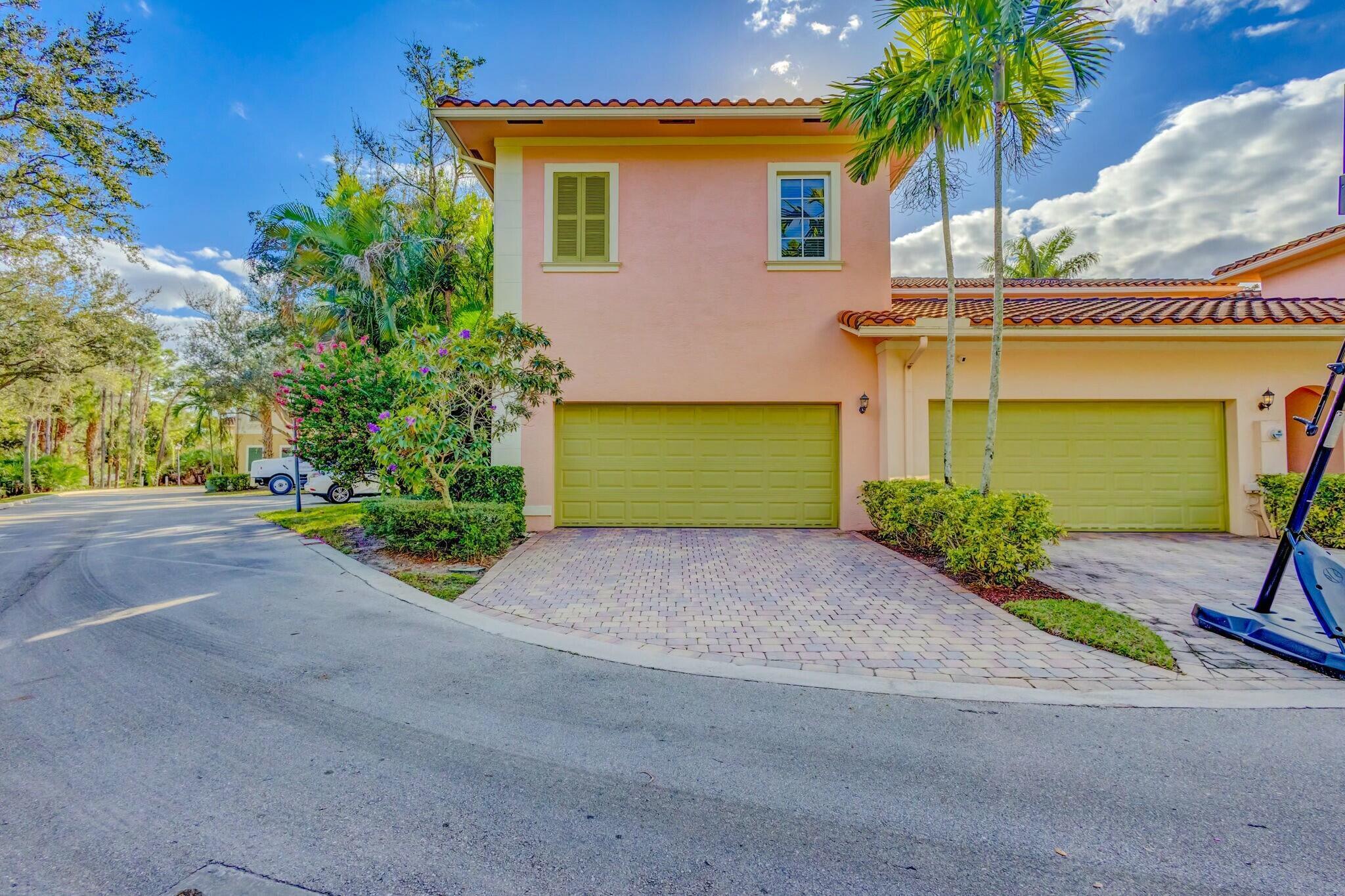 126 Lismore Lane