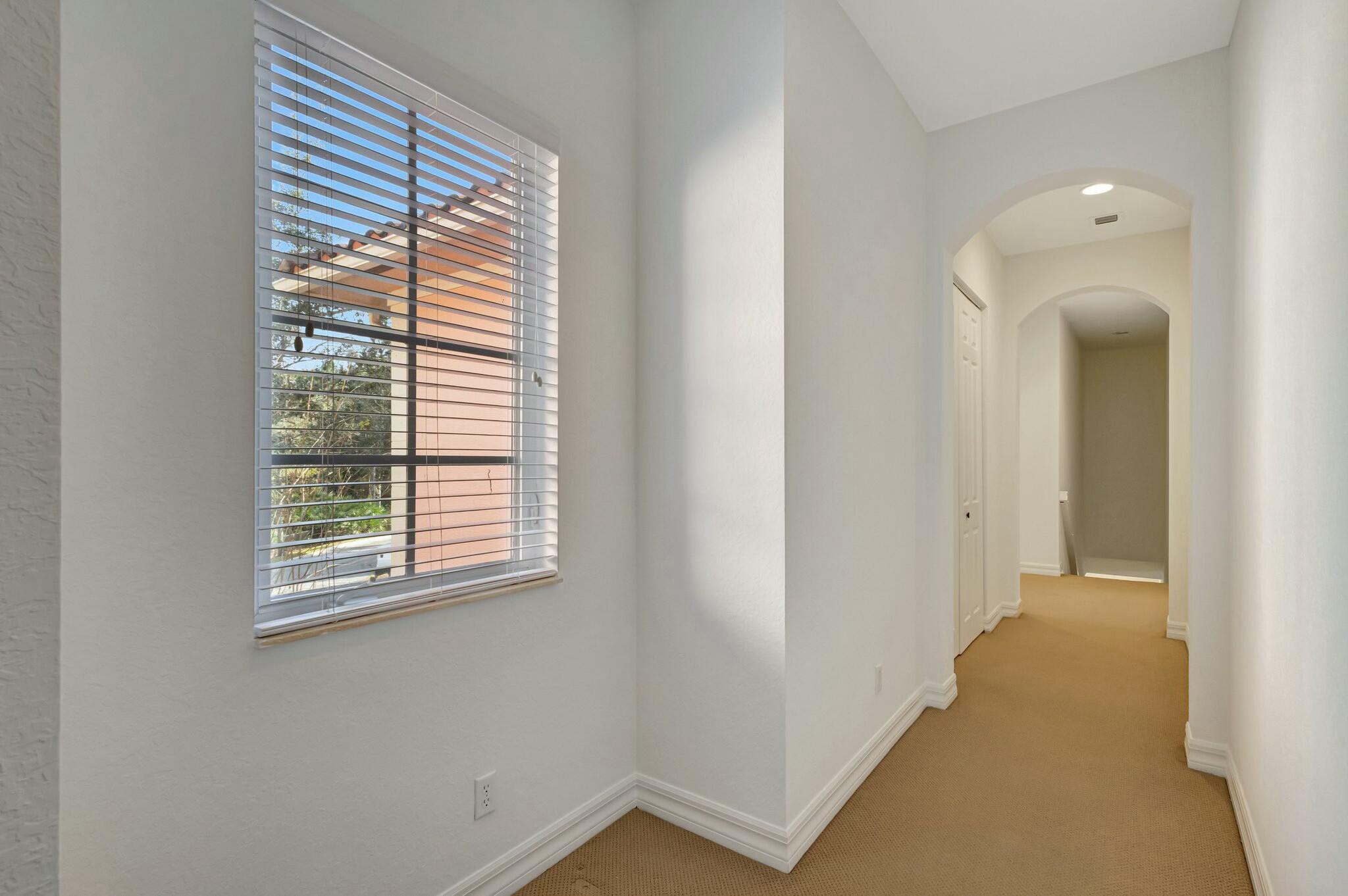 126 Lismore Lane