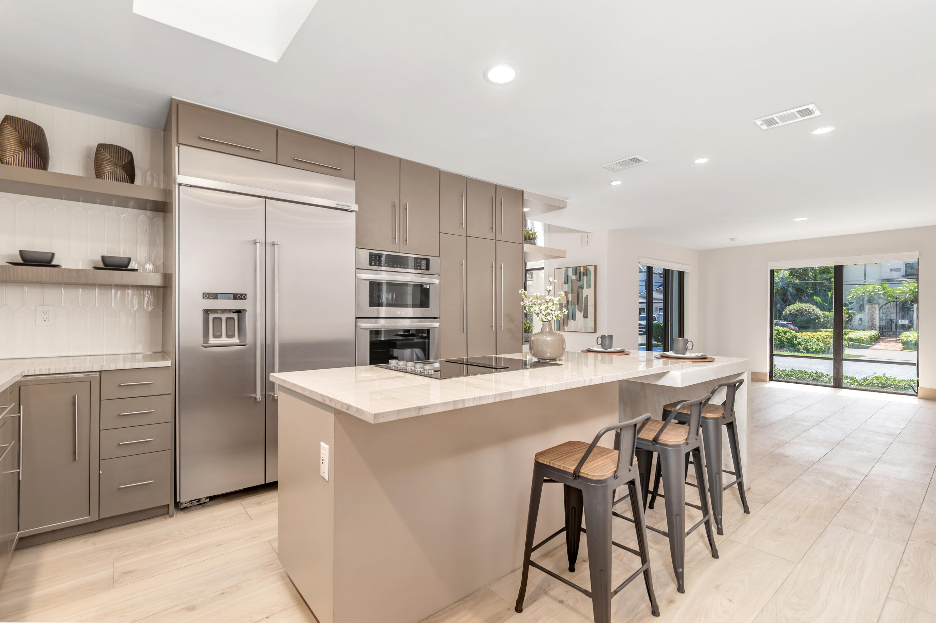 2400 Spanish River Road