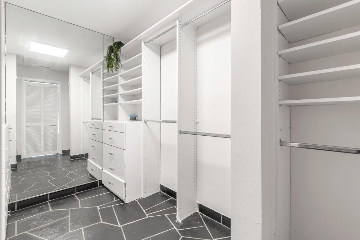 2400 Spanish River Road