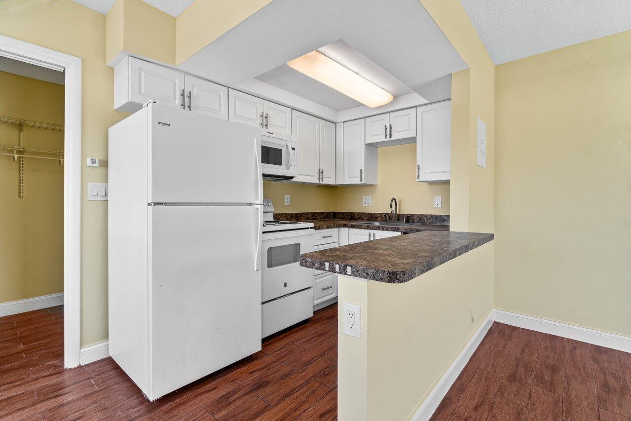 391 SE 19th Avenue 6