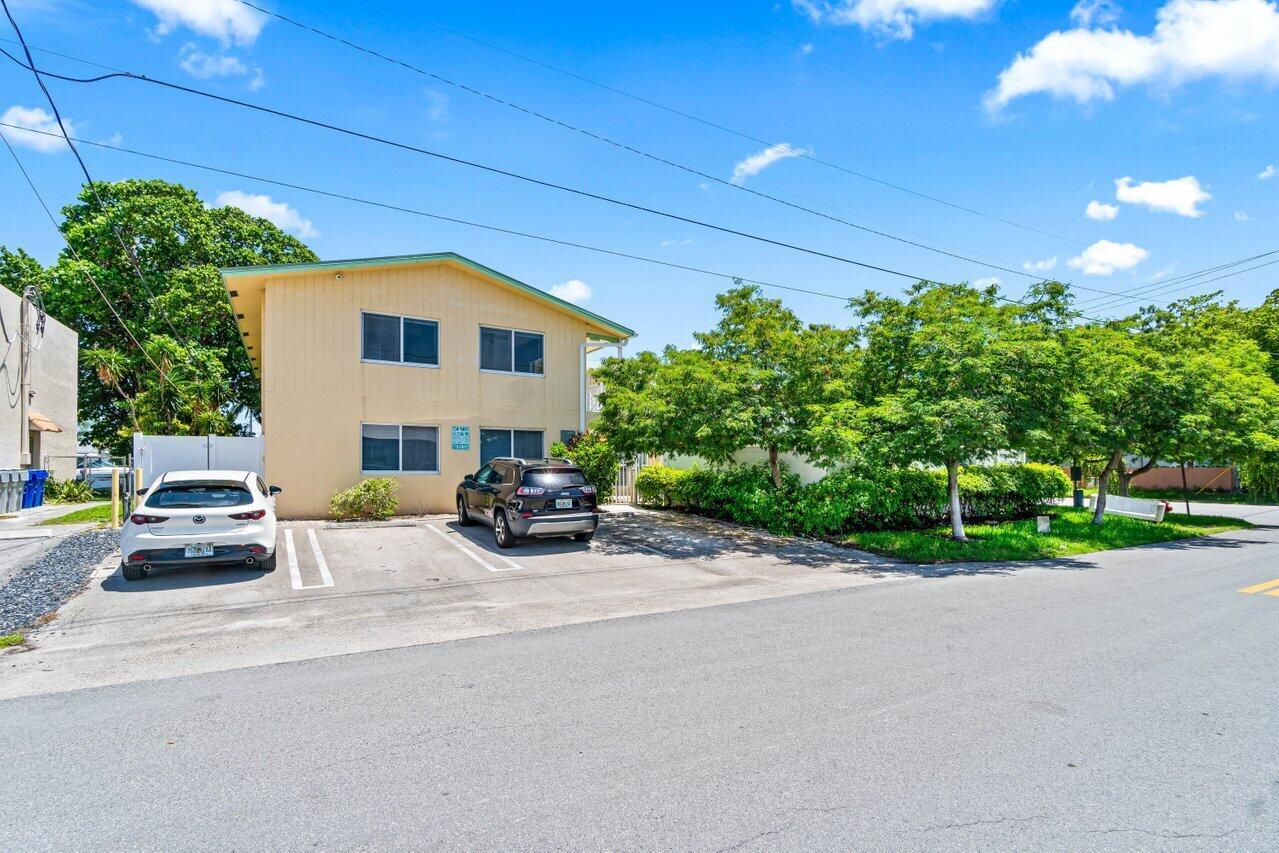 391 SE 19th Avenue 6