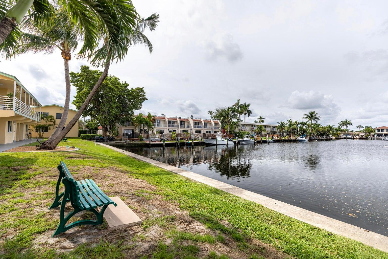 391 SE 19th Avenue 10