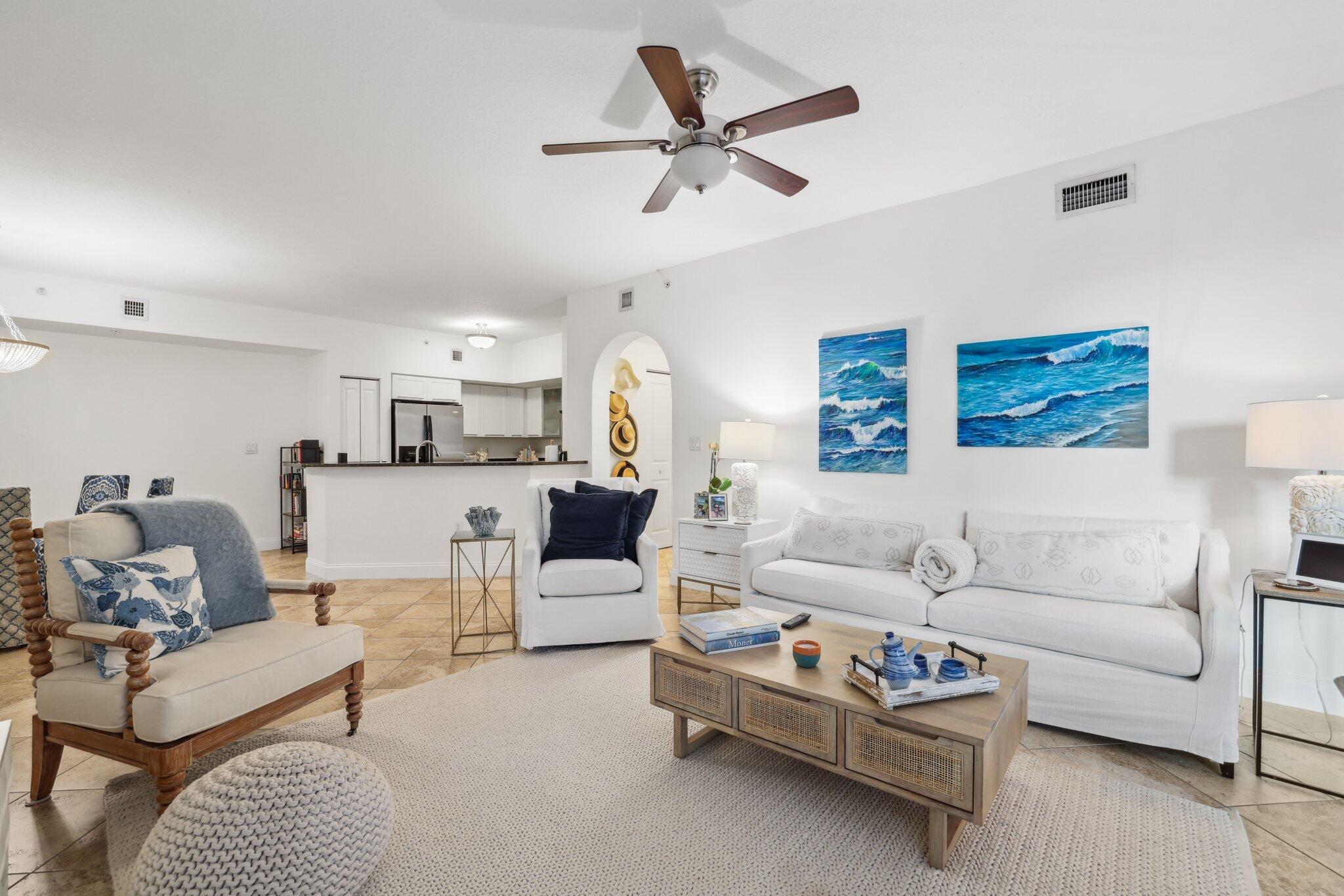 225 NE 1st Street 204