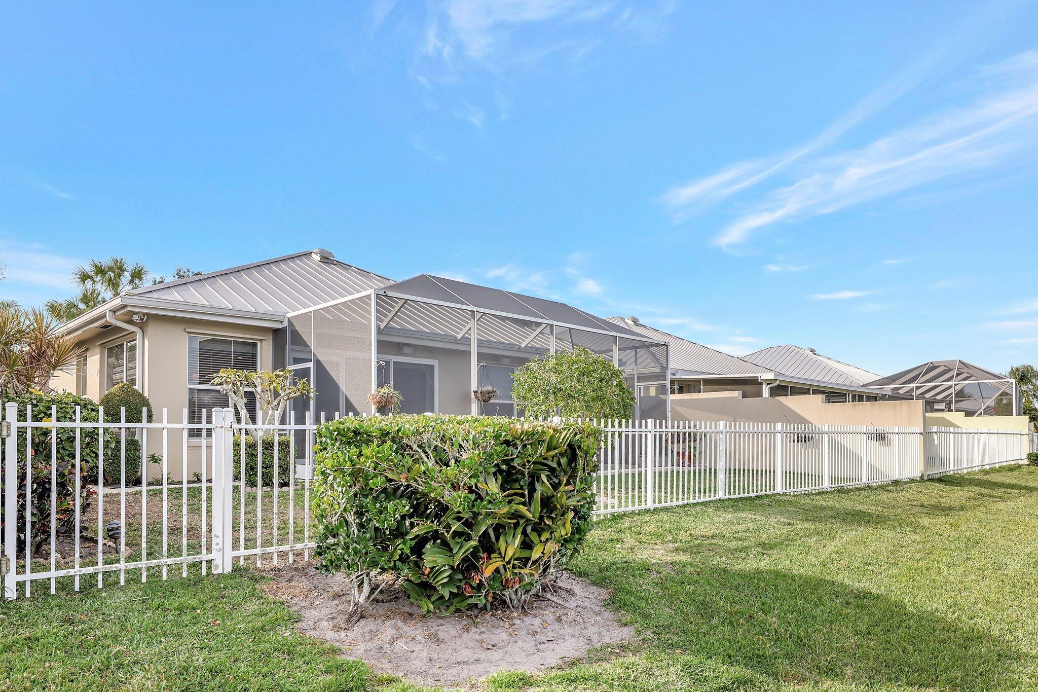 2876 SW Brighton Way