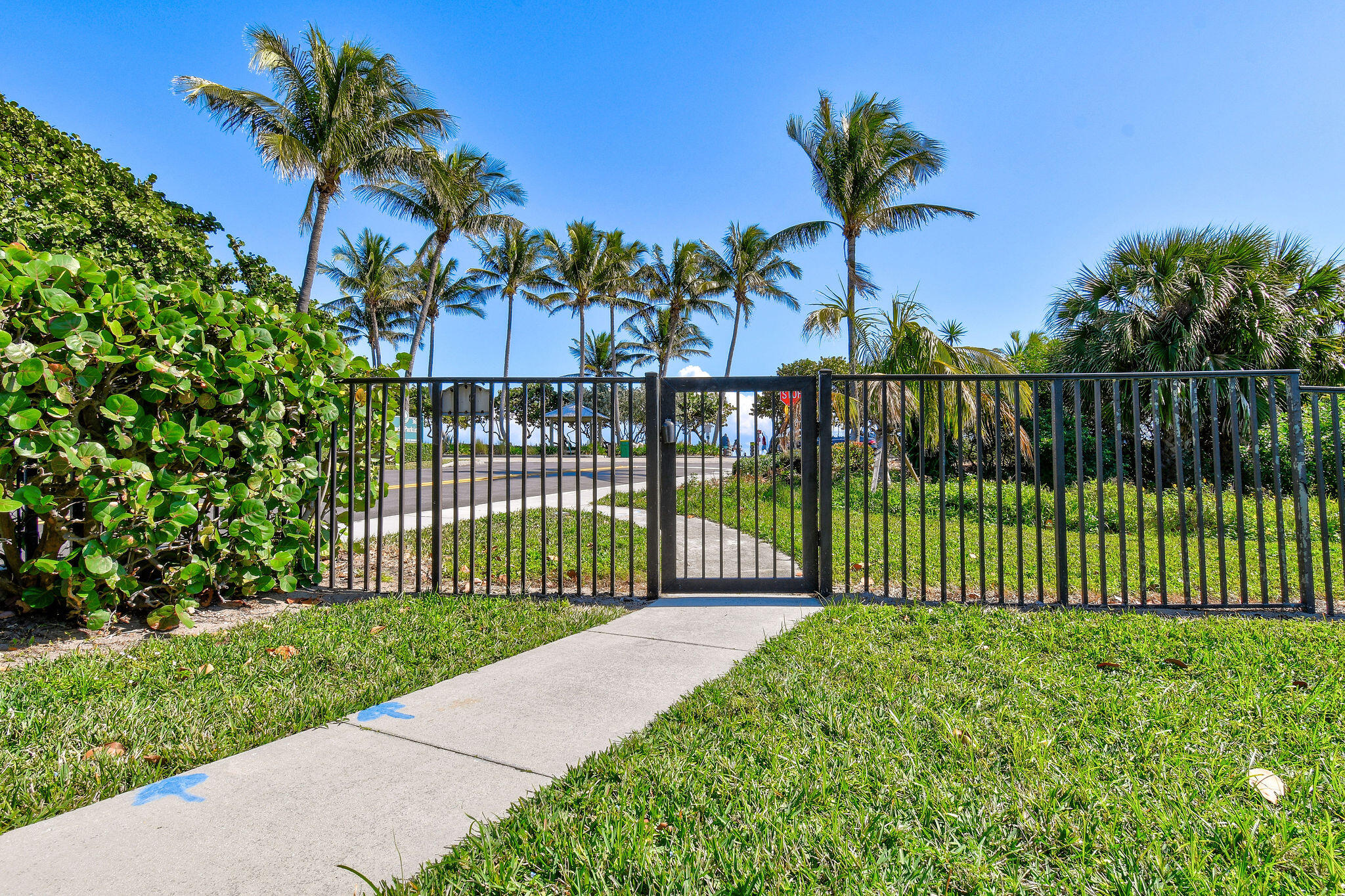 301 S Seas Drive 104
