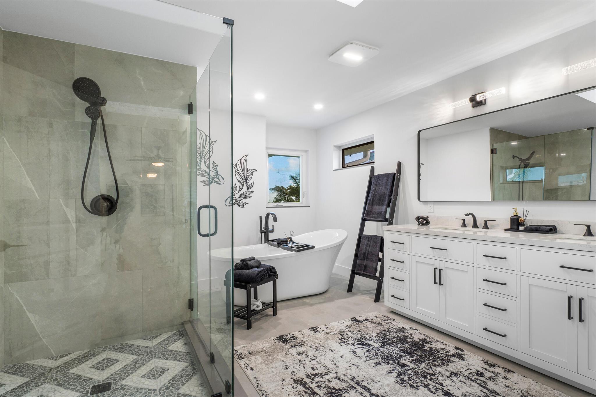 4239 SE Whiticar Way