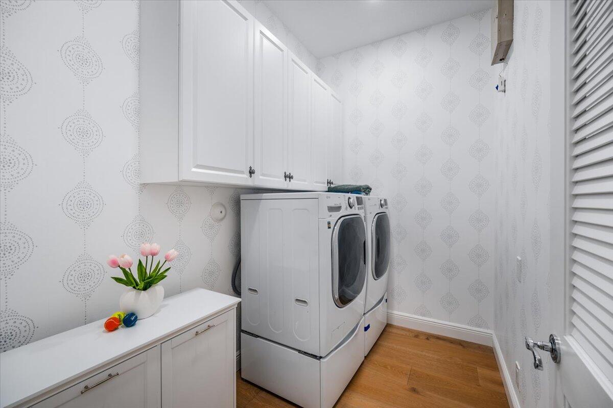 714 Sandy Point Lane