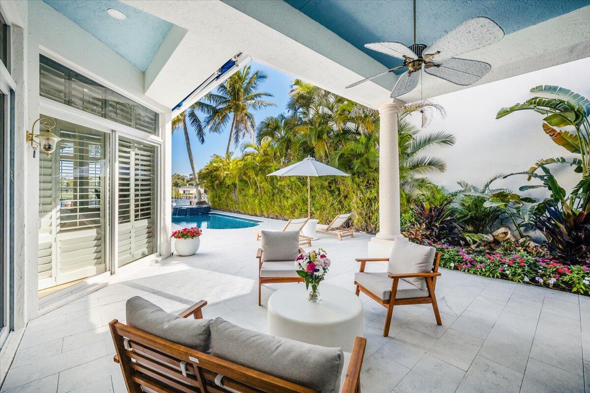 714 Sandy Point Lane