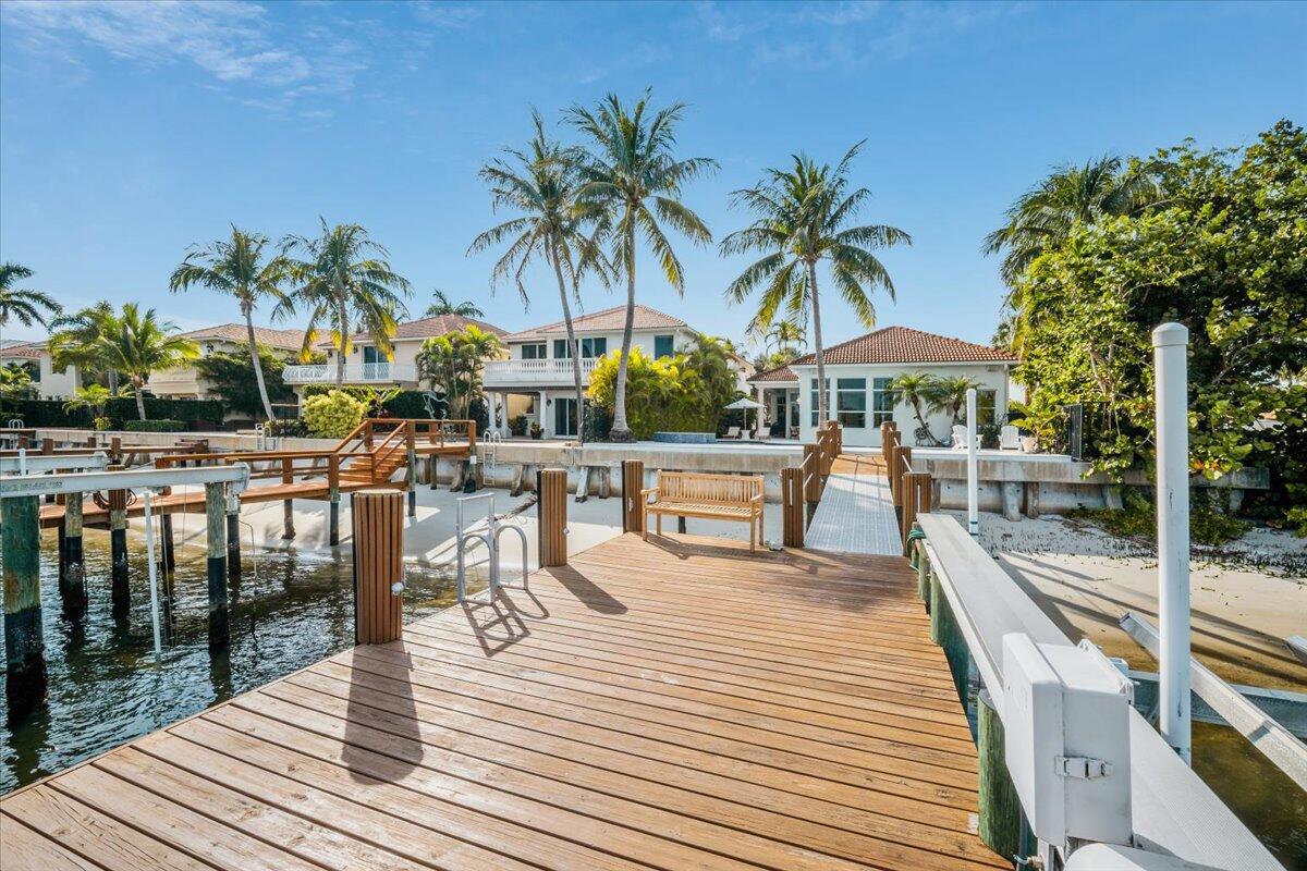 714 Sandy Point Lane