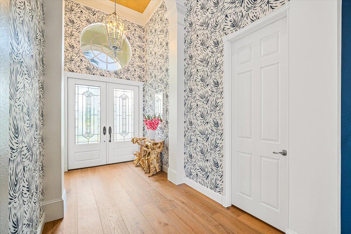 714 Sandy Point Lane