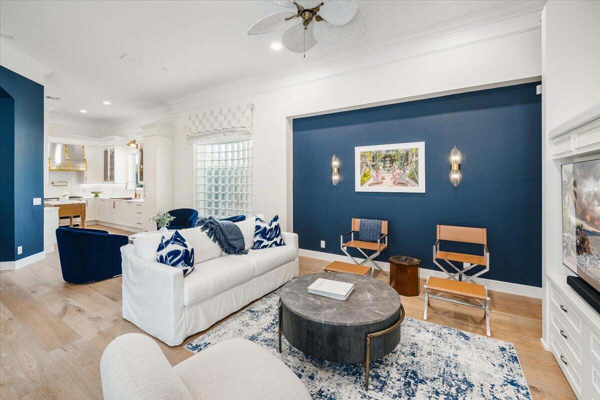 714 Sandy Point Lane