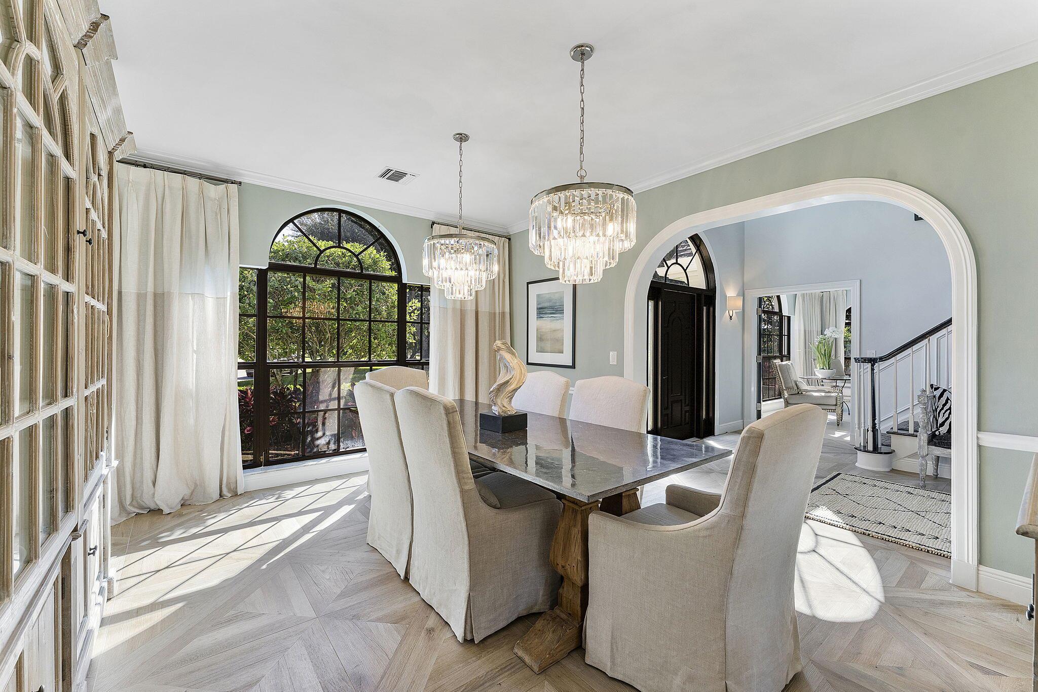 12645 Oak Arbor Drive